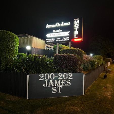 Asters On James Motor Inn Toowoomba Exterior foto