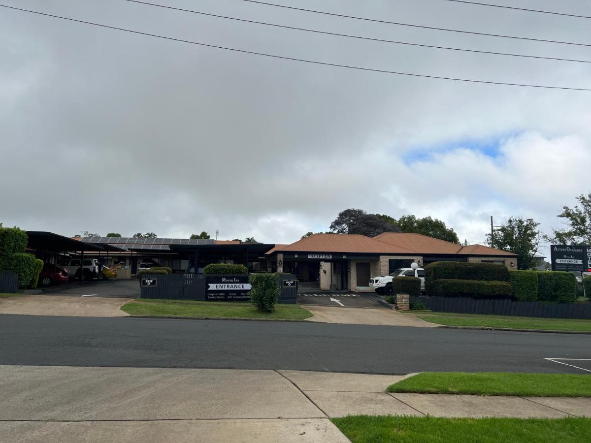Asters On James Motor Inn Toowoomba Exterior foto