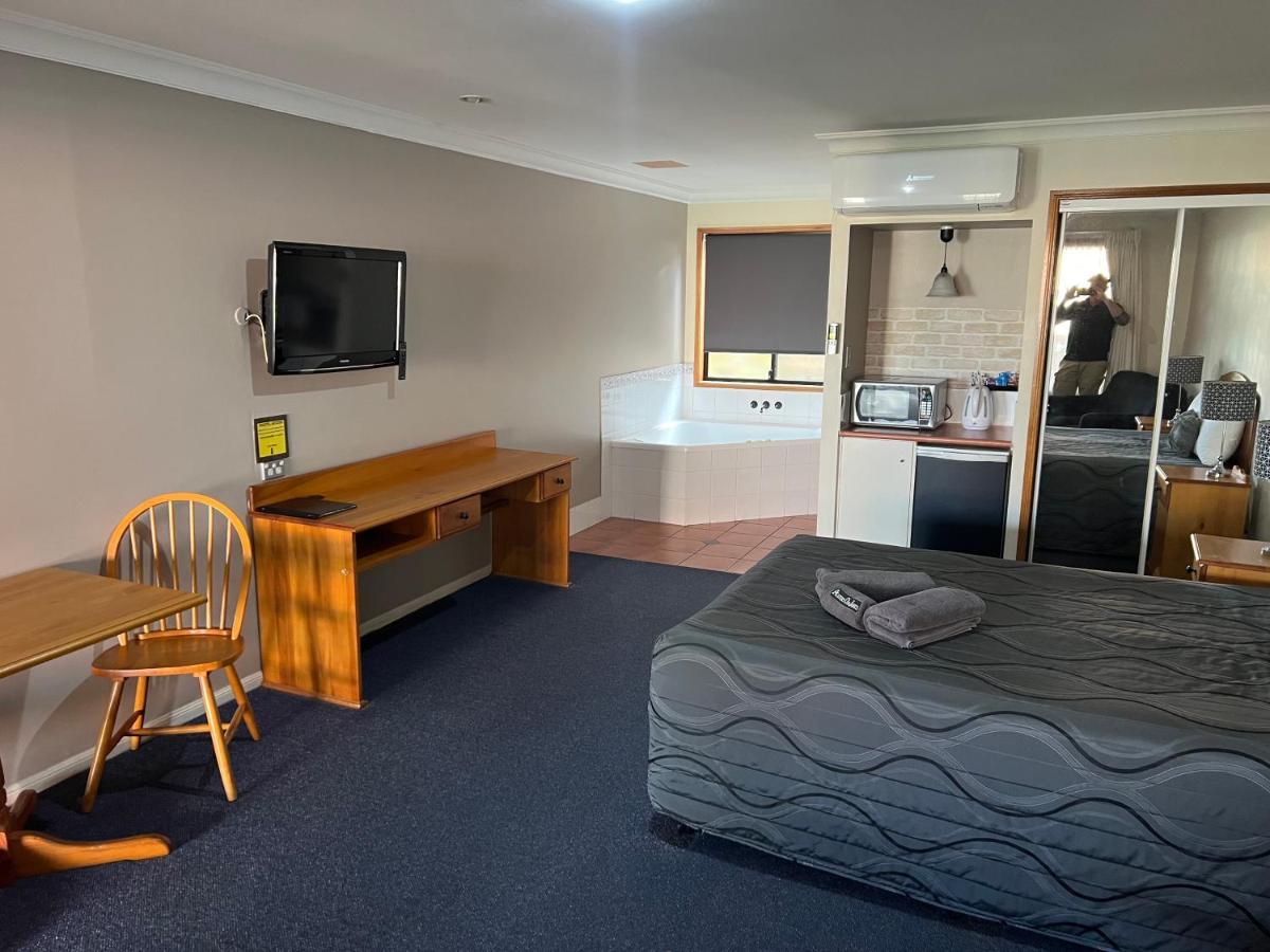 Asters On James Motor Inn Toowoomba Exterior foto