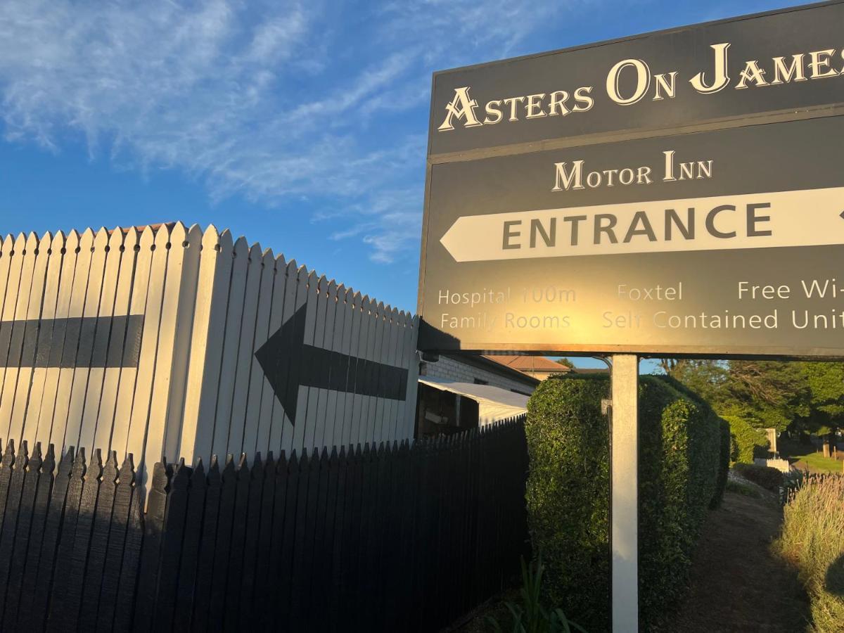 Asters On James Motor Inn Toowoomba Exterior foto