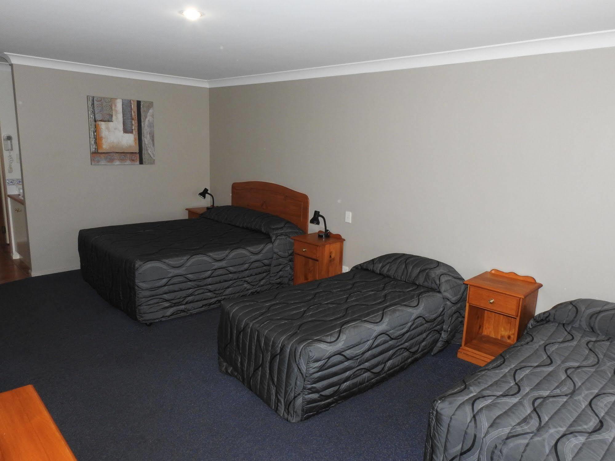 Asters On James Motor Inn Toowoomba Exterior foto